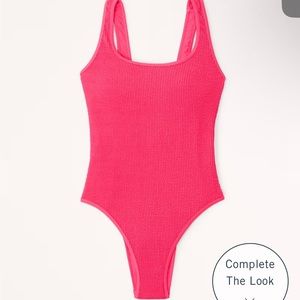 ABERCROMBIE PRIDE 90’s SCOOPNECK ONE PIECE SWIMSUIT